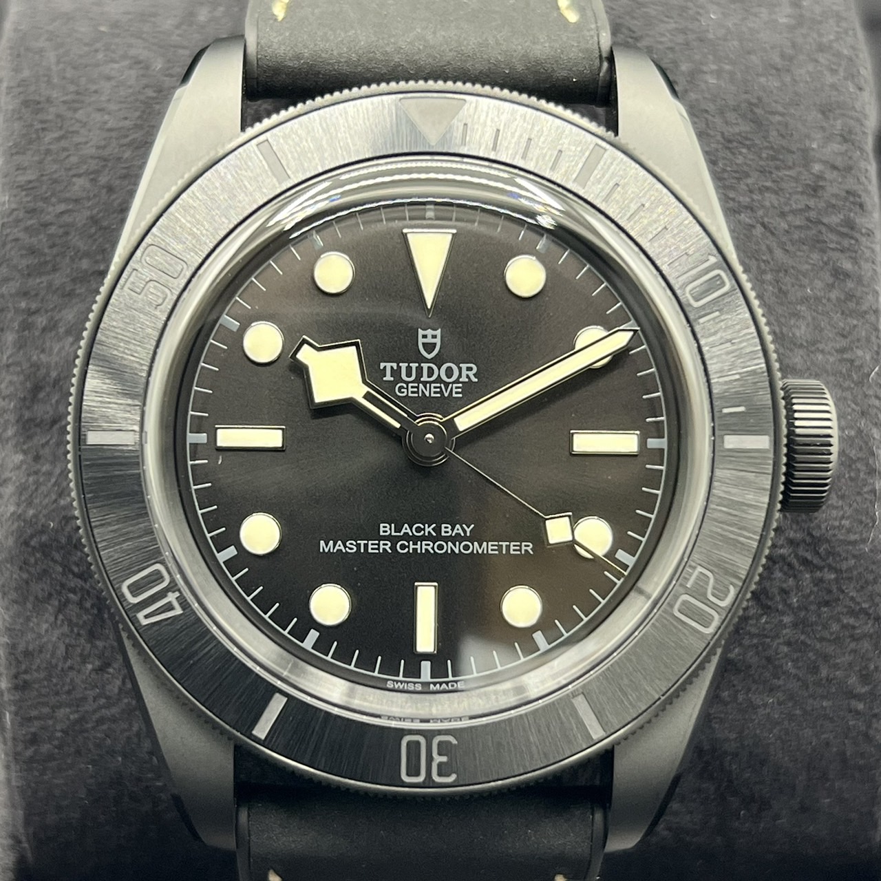 ���塼���� �֥�å��٥� BLACK BAY CERAMIC 79210CNU 41mm