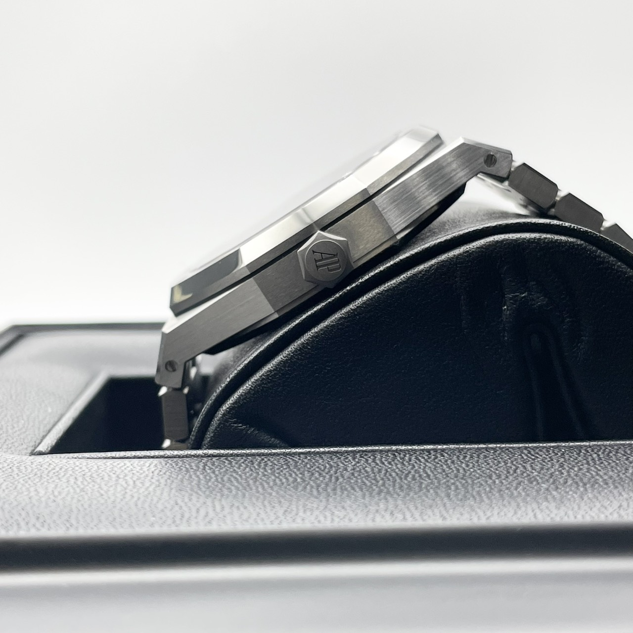 �ڵ��Ťʿ���̤�����ʡ��ۥ����ǥޥԥ� ������륪���� 15500ST.OO.1220ST.01 �֥롼 41mm