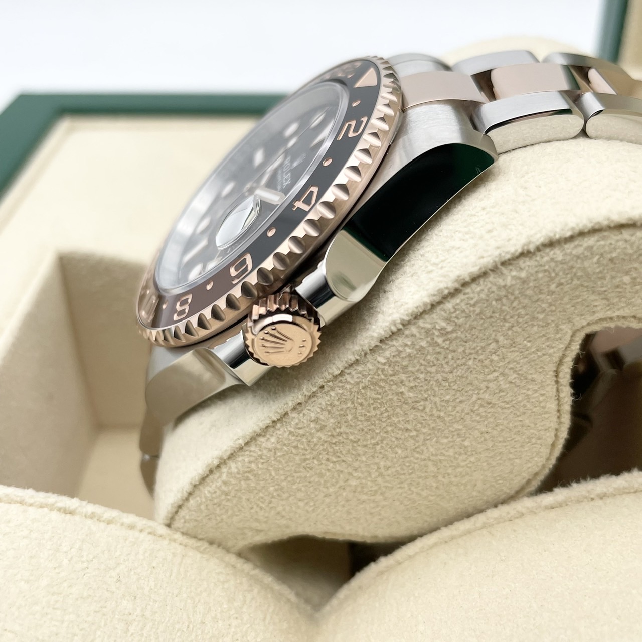 �ڷ����ò��ۥ���å��� GMT�ޥ�����II 126711CHNR �֥�å� 40mm