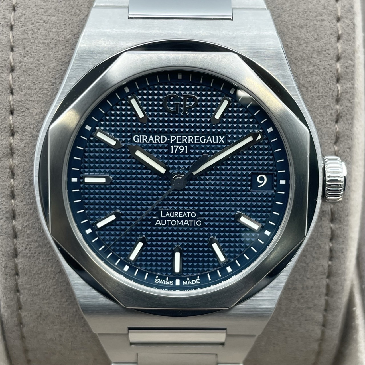 �����A�[�g 42 MM 81010-11-431-11A
