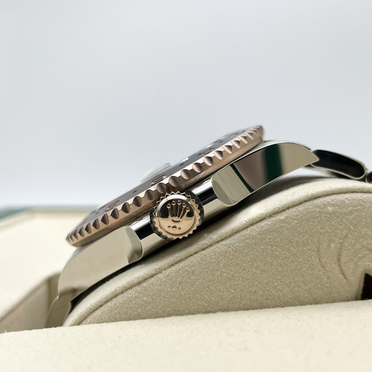 ���ò���ۥ���å��� GMT�ޥ�����II 126711CHNR �֥�å� 40mm