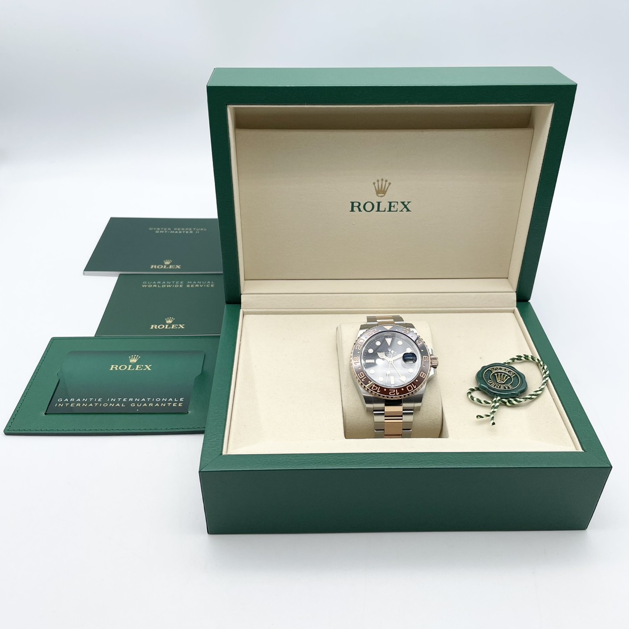 ���ò���ۥ���å��� GMT�ޥ�����II 126711CHNR �֥�å� 40mm