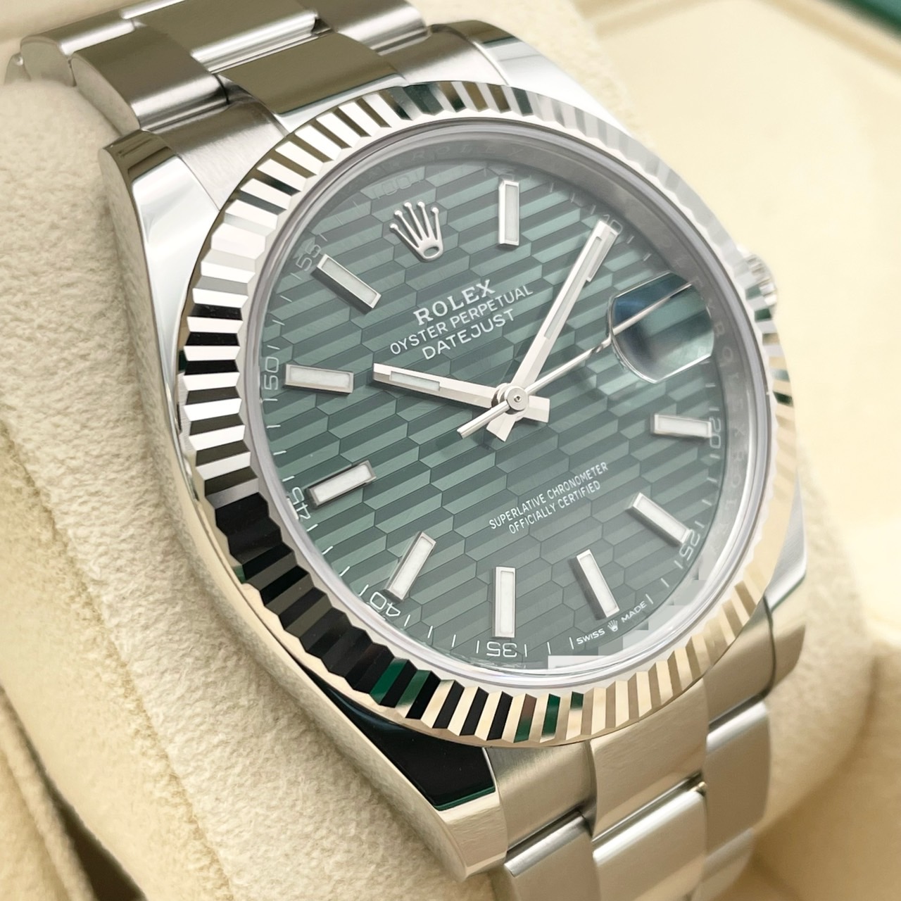 ڥǥǥ롪 å ǥȥ㥹 126334 ߥȥ꡼ ե롼ƥåɥ ֥쥹 41mm