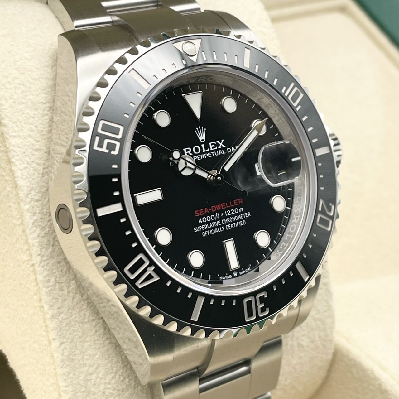 ����å��� �����ɥ����顼 126600 �֥�å�  43mm