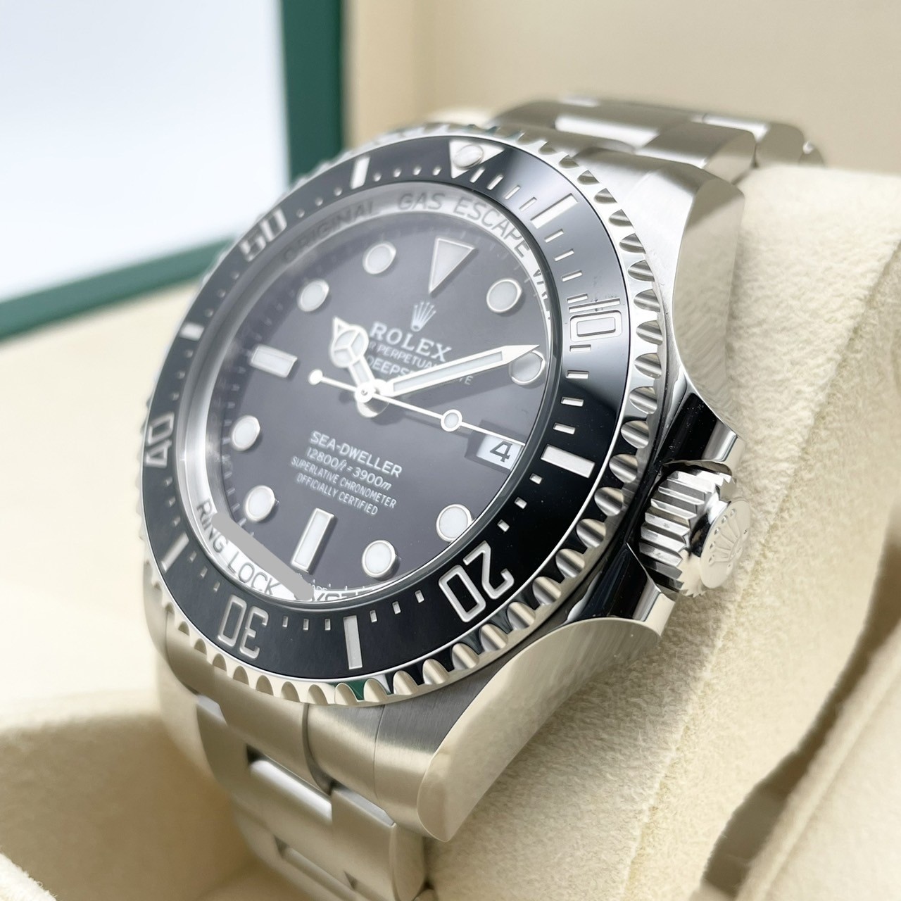 ����å��� �����ɥ����顼�ǥ����ץ��� 136660 �֥�å� �����������֥쥹��å� 44mm