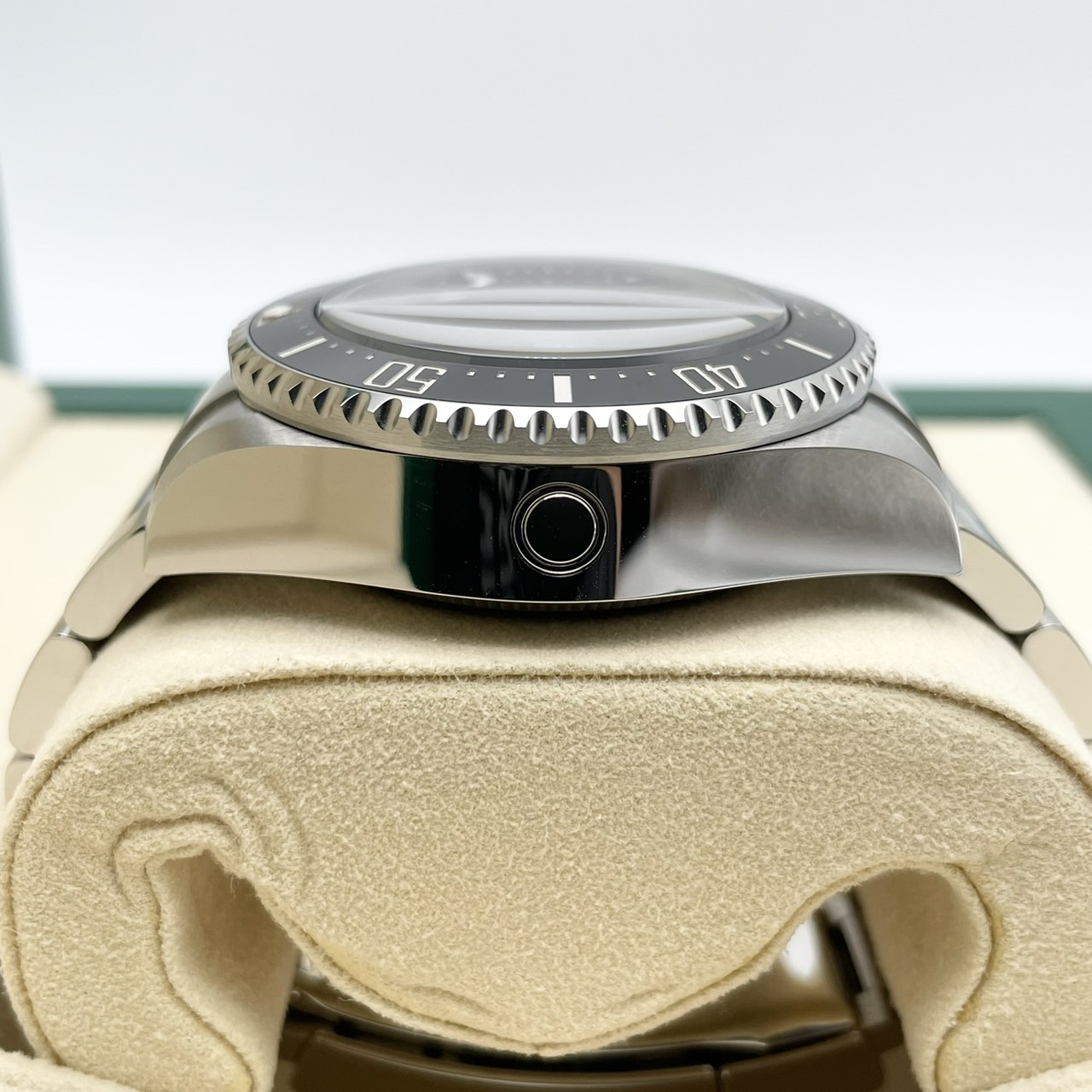 ����å��� �����ɥ����顼�ǥ����ץ��� 136660 �֥�å� �����������֥쥹��å� 44mm