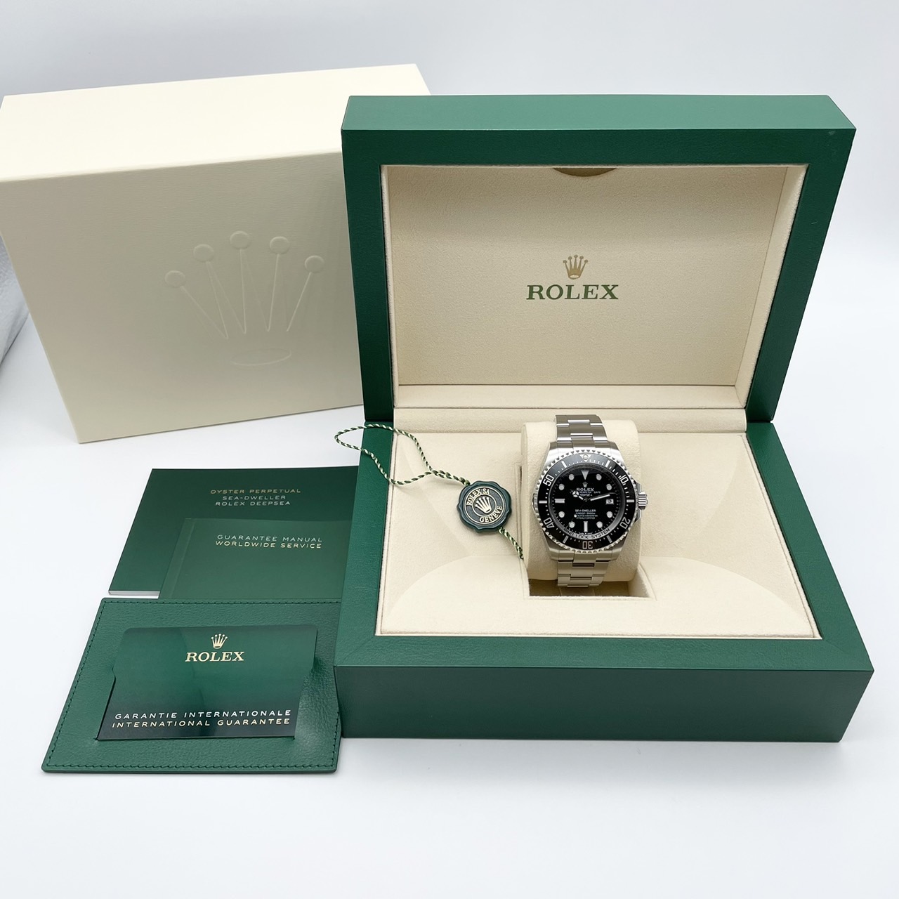 ����å��� �����ɥ����顼�ǥ����ץ��� 136660 �֥�å� �����������֥쥹��å� 44mm