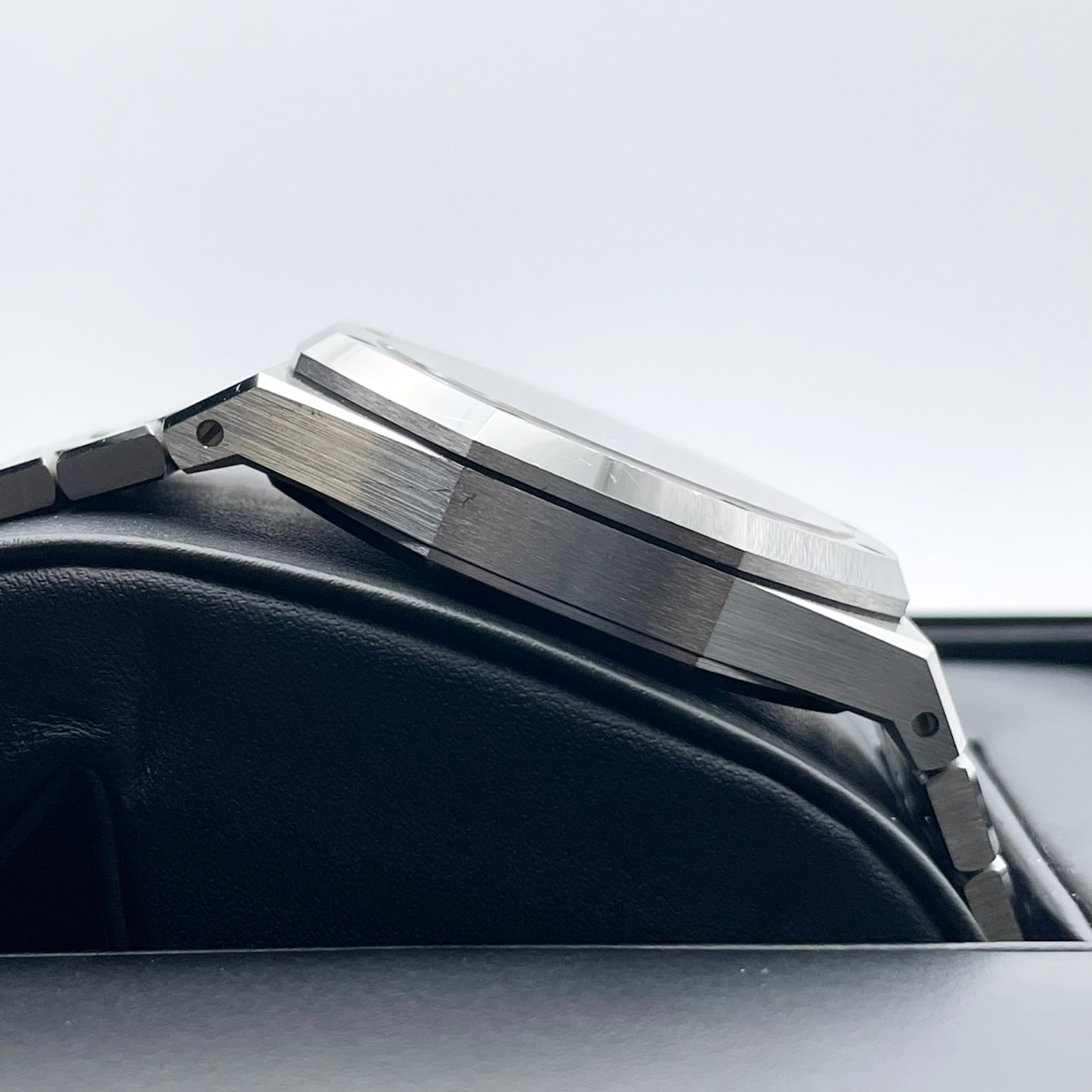 �����ǥޥԥ� ������륪����15510ST.OO.1320ST.07 �֥�å� 41mm