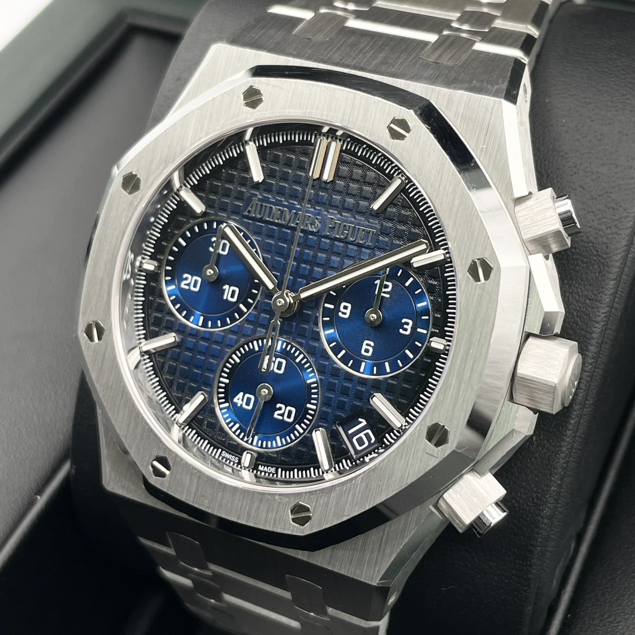�����ǥޥԥ� ������륪���� 26240BC.00.1320BC.04 �ʥ��ȥ֥롼 41mm