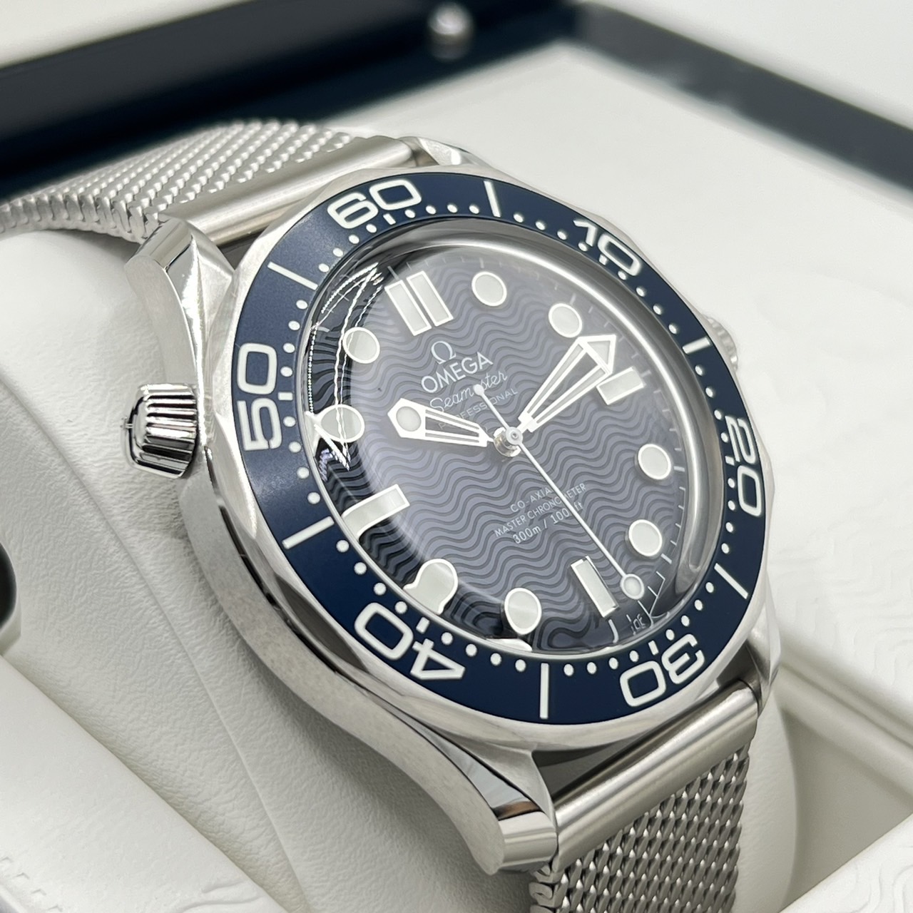 ᥬ ޥ 210.30.42.20.03.002 DIVER 300m  ޥ Υ᡼  ܥɱǲ60ǯǰǥ 42mm