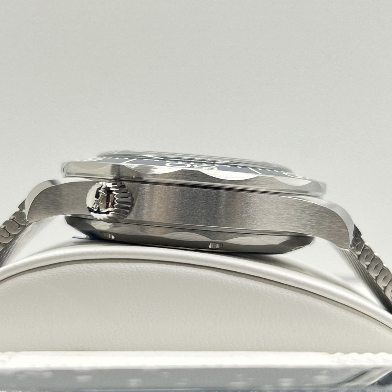 ᥬ ޥ 210.30.42.20.03.002 DIVER 300m  ޥ Υ᡼  ܥɱǲ60ǯǰǥ 42mm