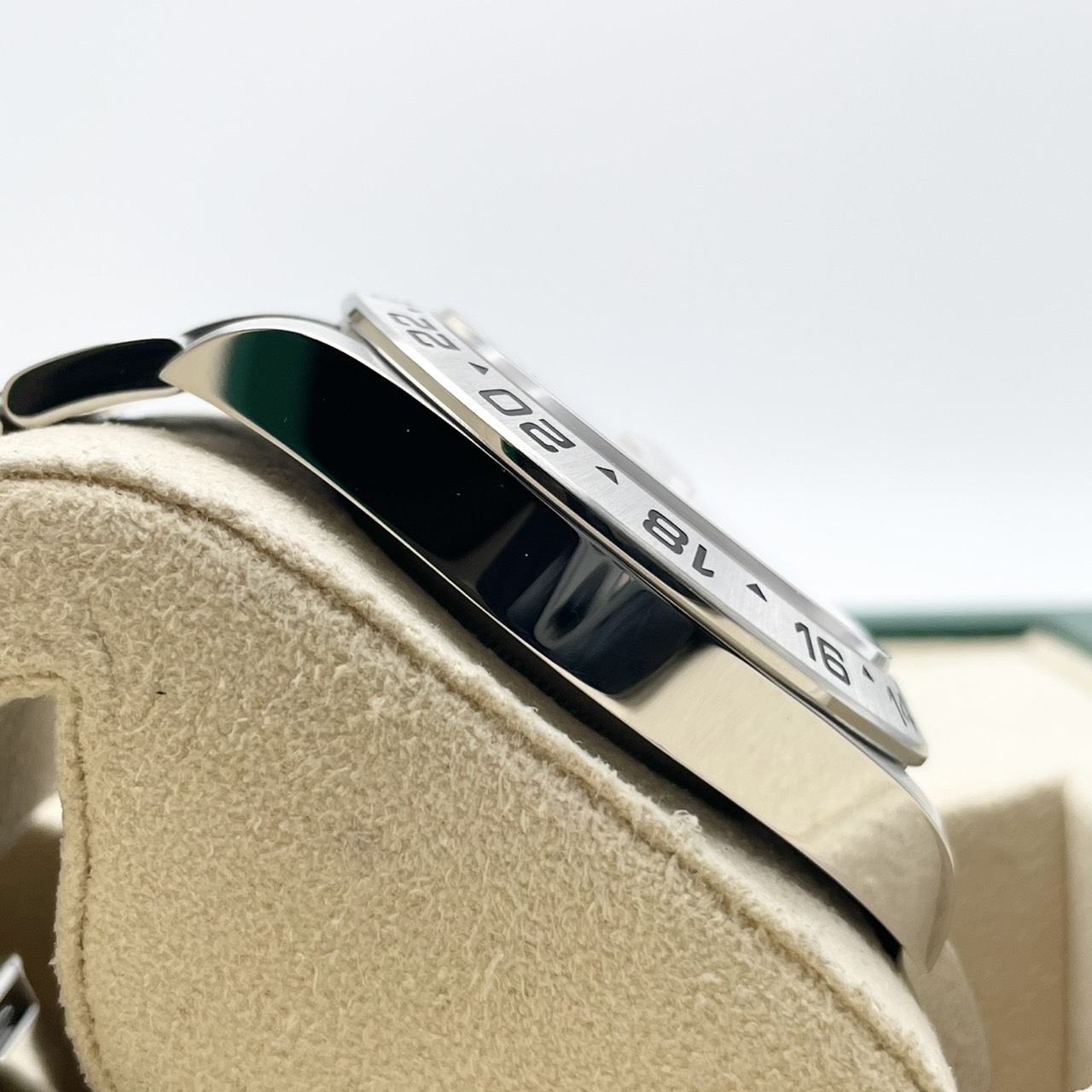 ����å��� �������ץ����顼II 226570 �ۥ磻�� 42mm