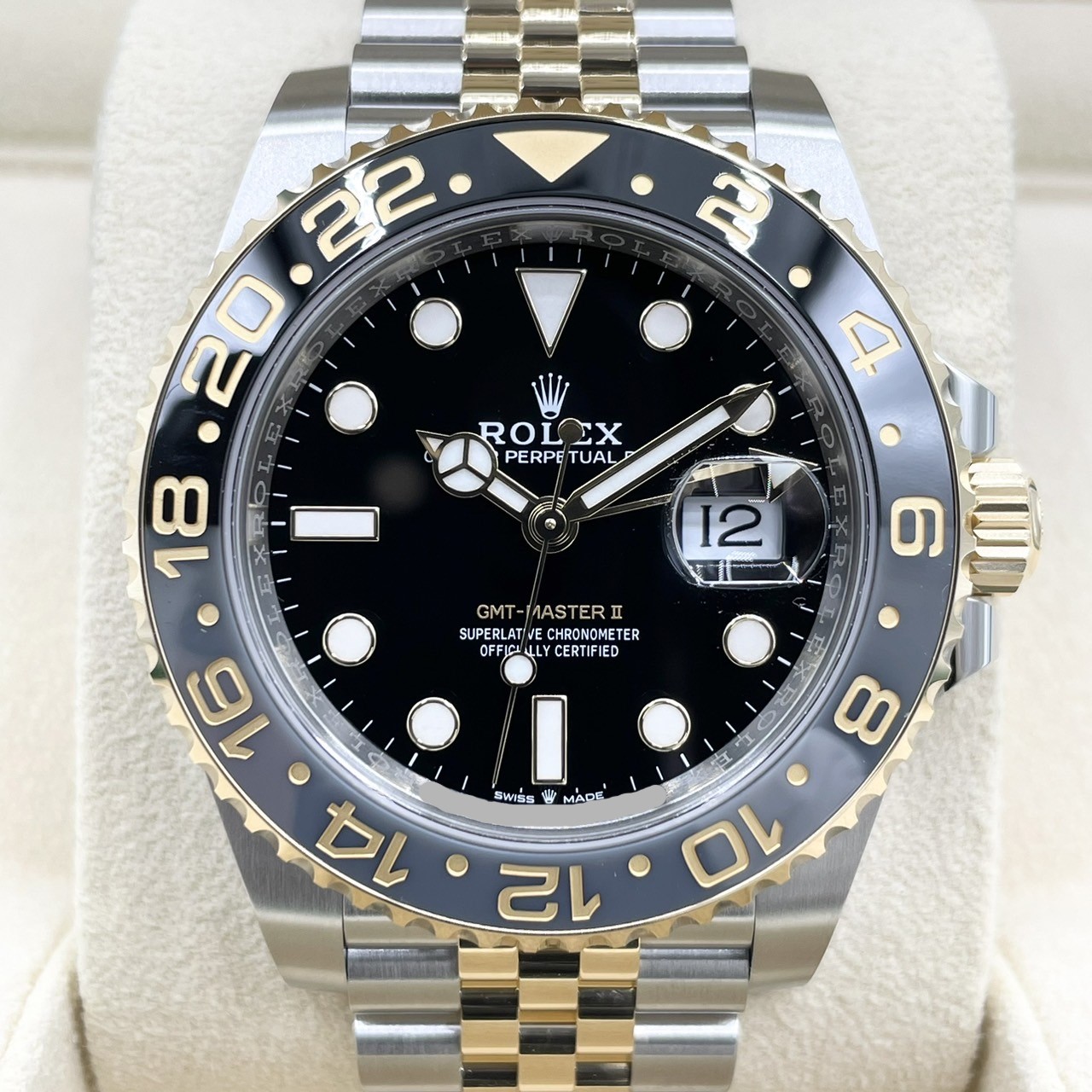 ��2023ǯ����ۥ���å��� GMT�ޥ�����II 126713GRNR �֥�å� 40mm