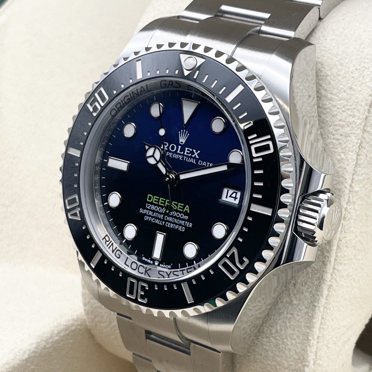 ����å��� �ǥ����ץ��� 136660 D�֥롼 44mm