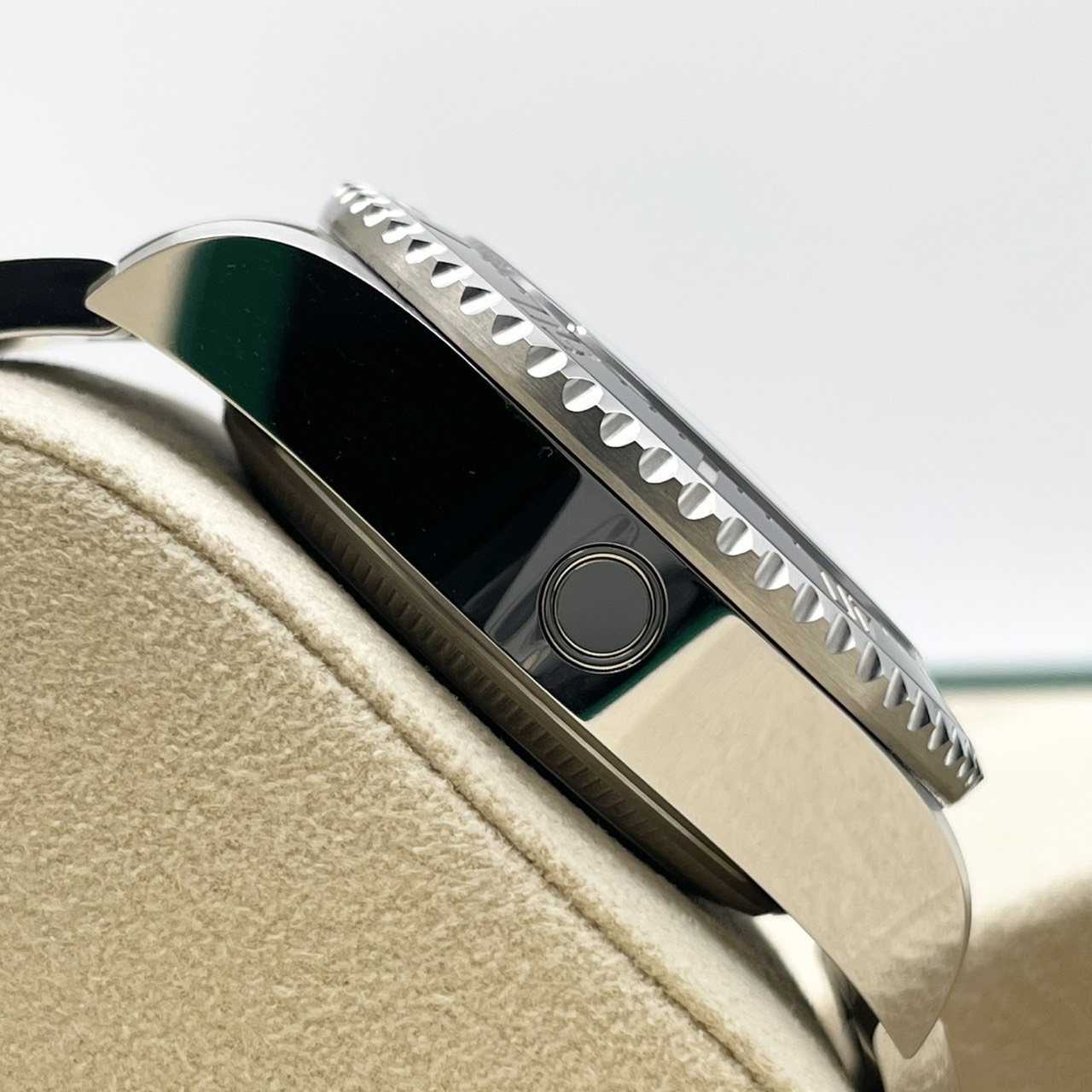 ����å��� �ǥ����ץ��� 136660 D�֥롼 44mm