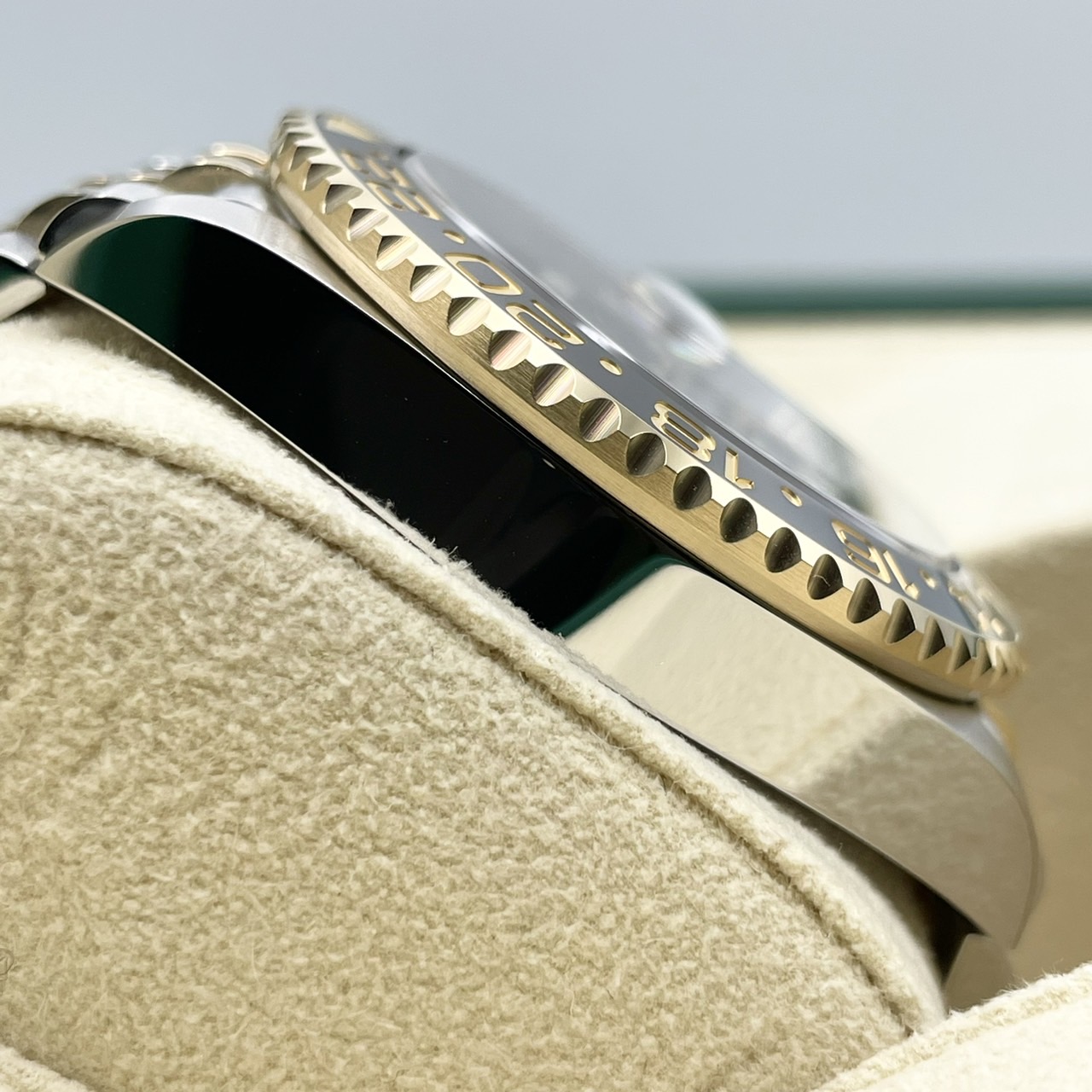 ����å��� GMT�ޥ�����II 126713GRNR �֥�å� 40mm