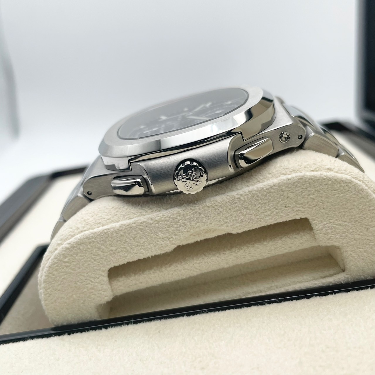 �ڿ��Хå�����͡����ۥѥƥå��ե���å� �Ρ����饹 5990/1A-011 �֥롼 40.5mm