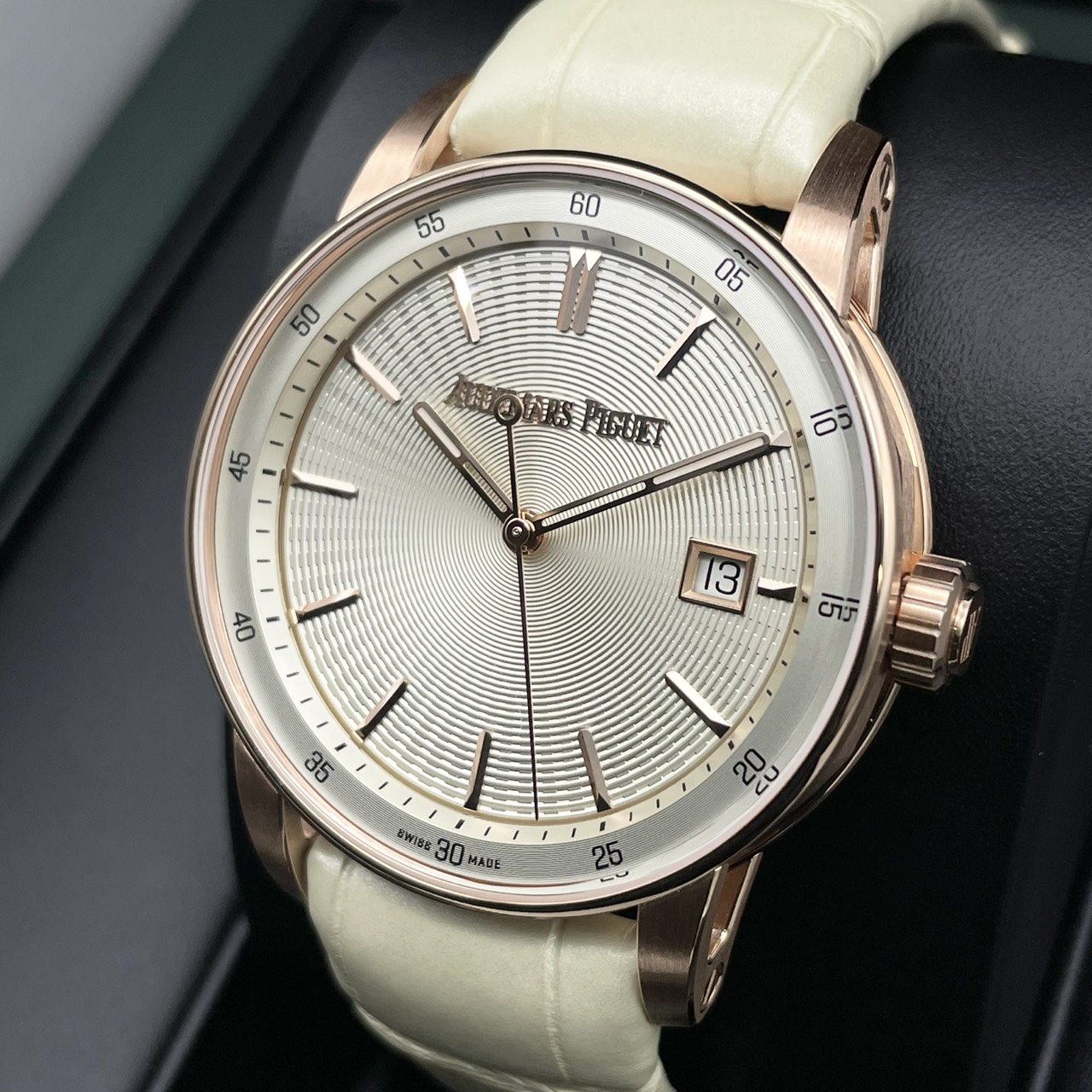 �ڹ������5,170,000�ߡۥ����ǥޥԥ� CODE 11.59 �Х� �����ǥޥԥ� 77410OR.OO.A825CR.01 �١����� 38mm
