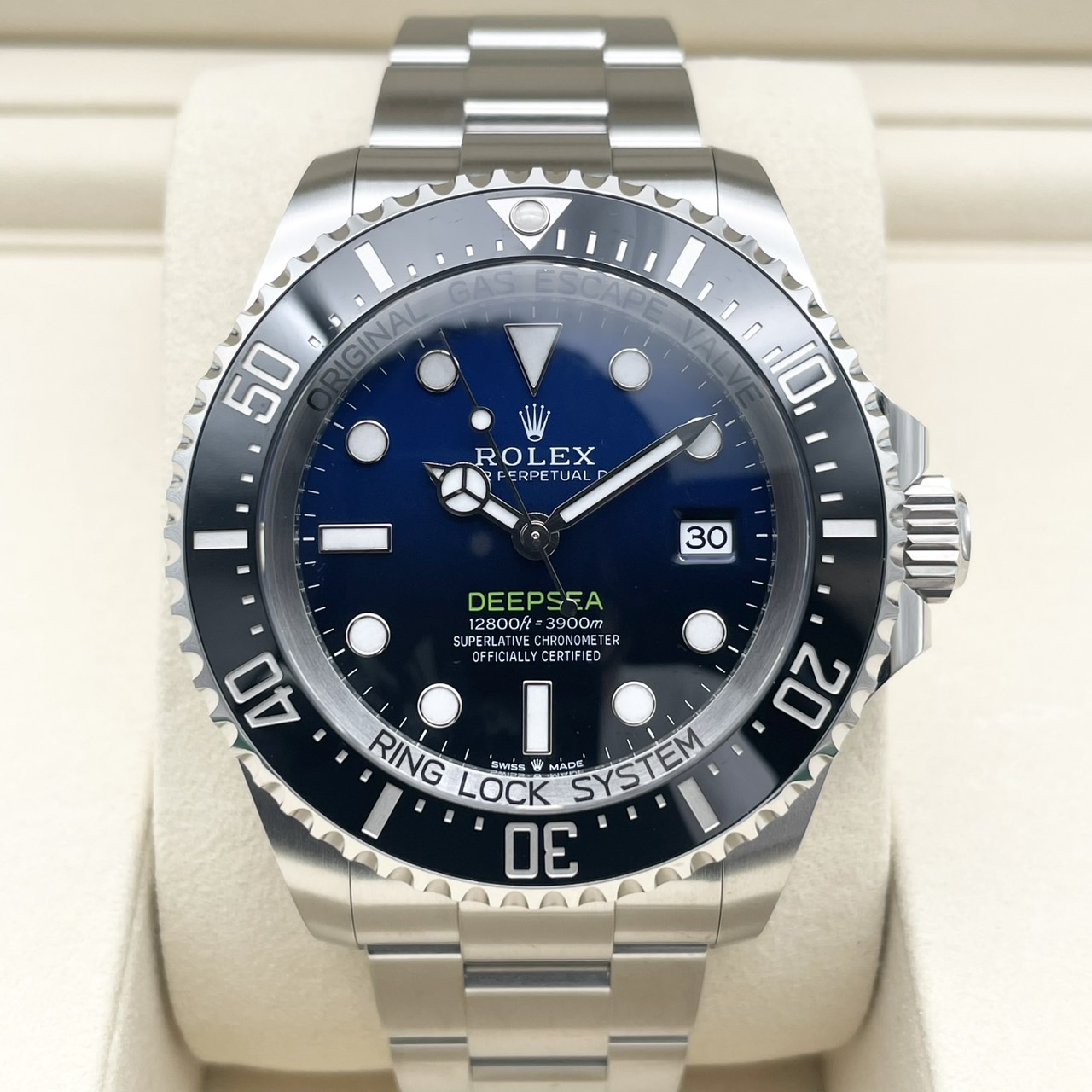 ��2025ǯ7���顪�ۥ���å��� �ǥ����ץ��� 136660 D�֥롼 44mm