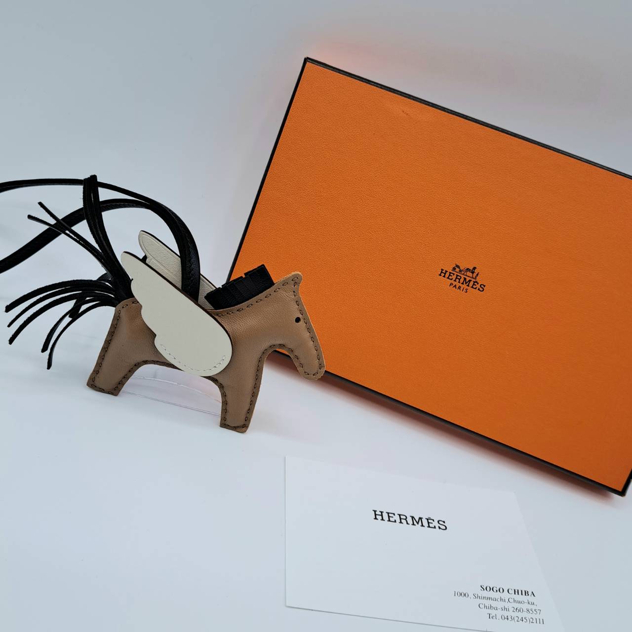 ����᥹ ���ǥ��ڥ����� �Хå����㡼�� U���