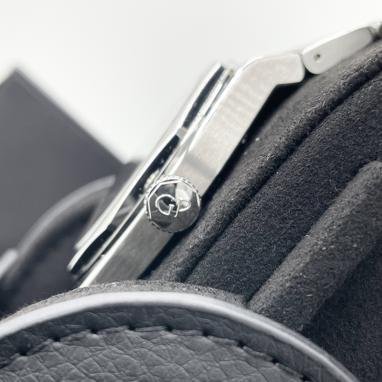 ���顼�롦�ڥ르 ���쥢���� 81010-11-431-11A �֥롼 42mm