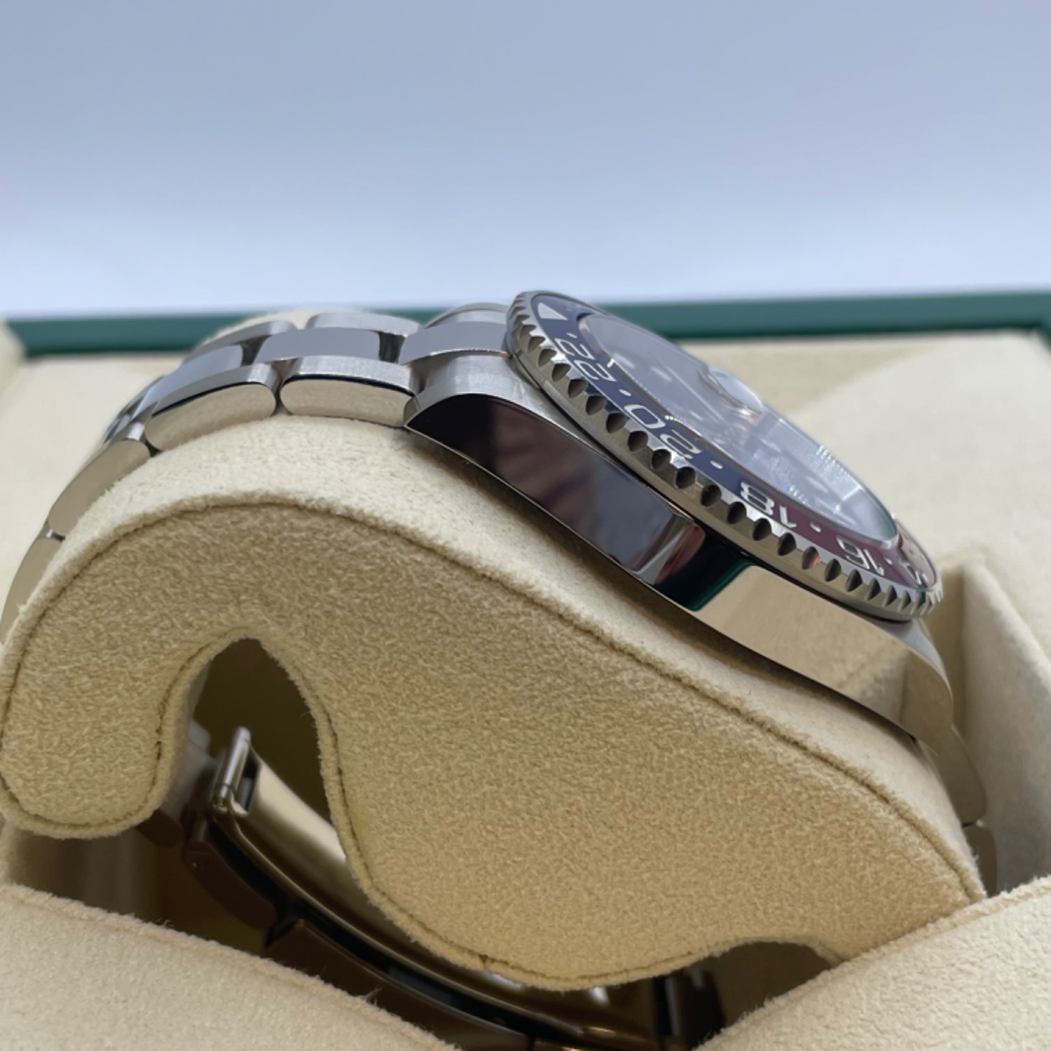 GMT�ޥ�����II 126719BLRO �����������֥쥹��å� �ߥåɥʥ��ȥ֥롼 �ۥ磻�ȥ������ 40mm