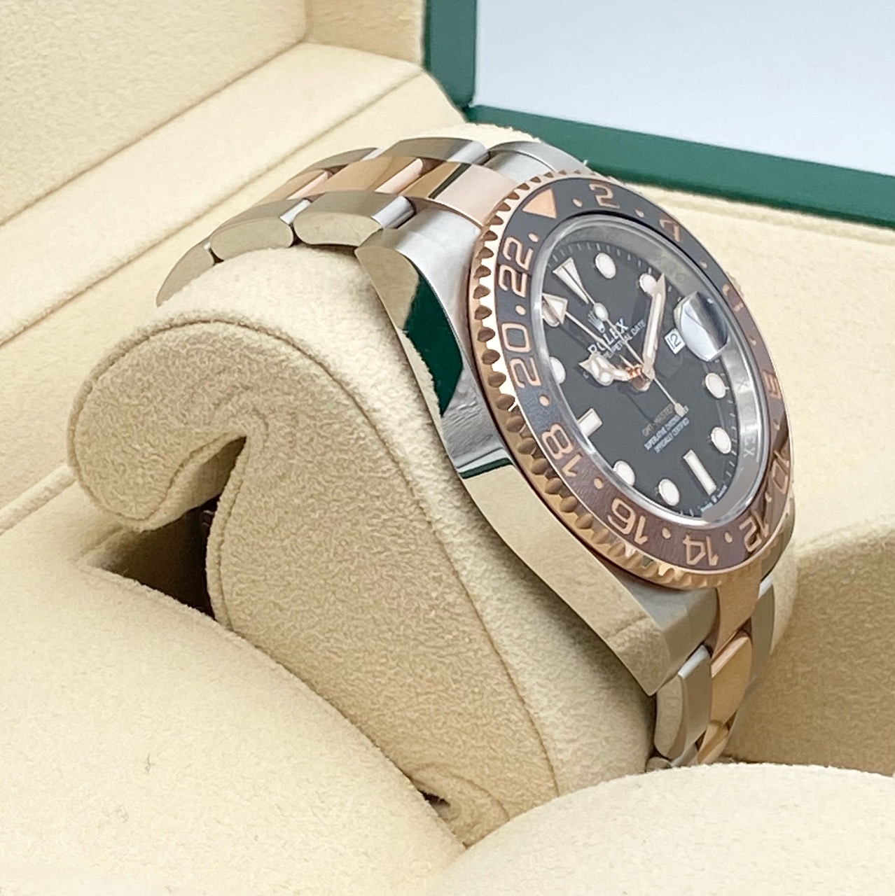 ��������衪��������SALE�ۥ���å��� GMT�ޥ�����II 126711CHNR �֥�å� 40mm