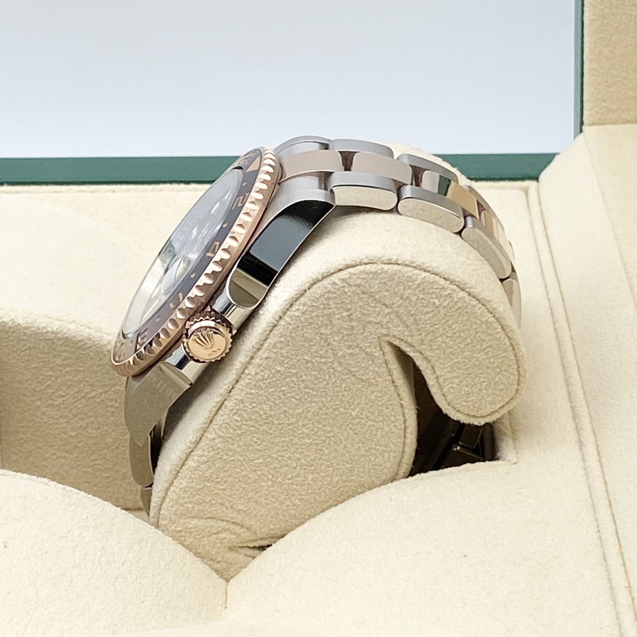 ��������衪��������SALE�ۥ���å��� GMT�ޥ�����II 126711CHNR �֥�å� 40mm