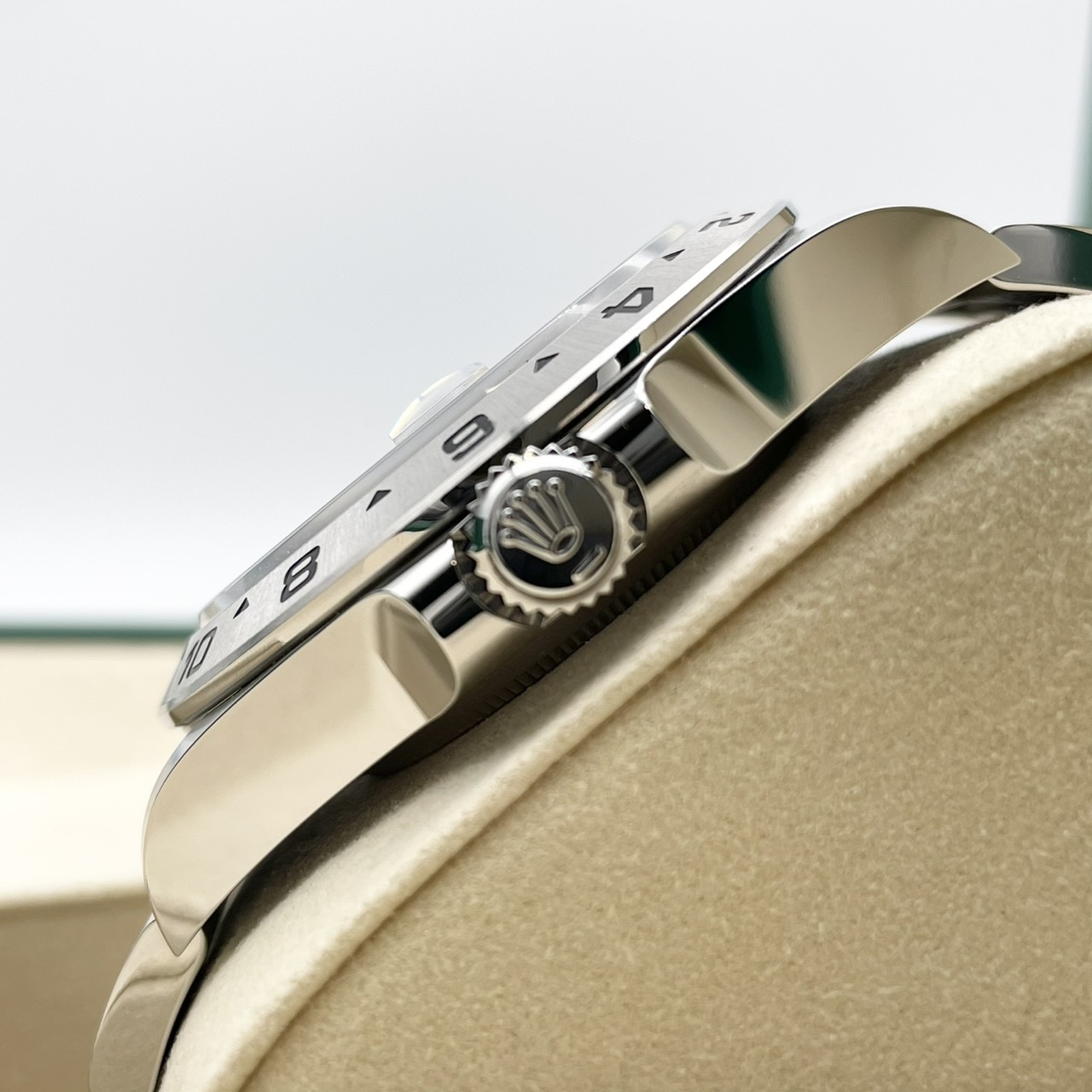 ��2025ǯ�ǽ��ץ饤�����ۡ��ݾڽ�����2025ǯ10��ۥ���å��� �������ץ����顼II 226570 �ۥ磻�� �����������֥쥹��å� 42mm