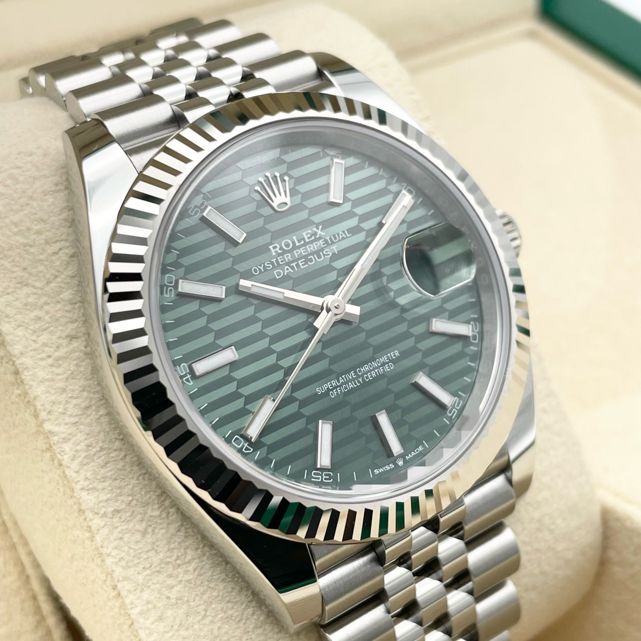 ڥǥǥ롪ۥå ǥȥ㥹 126334 ߥȥ꡼ ե롼ƥåɥ ӥ꡼֥쥹 41mm