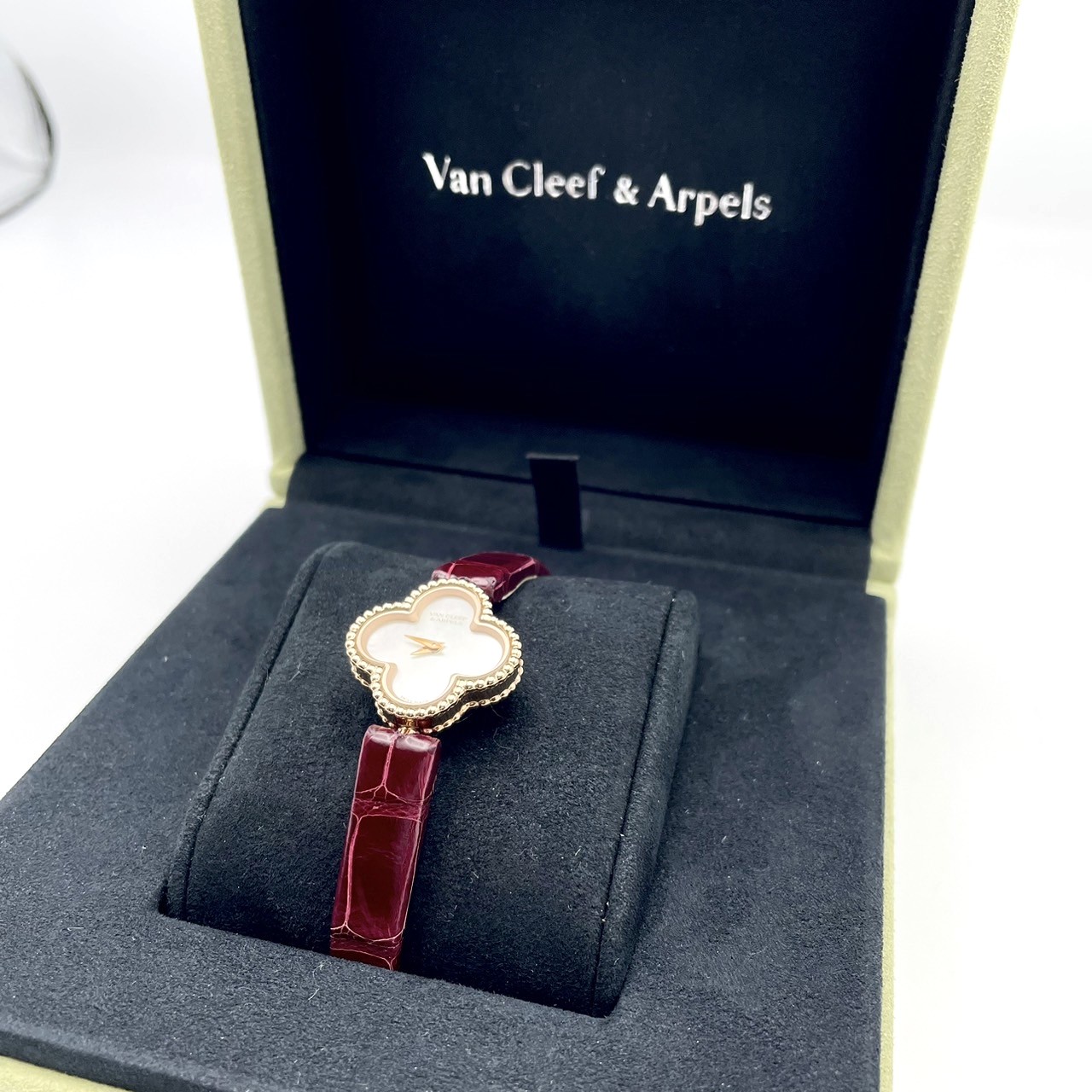 �����󥯥꡼��&�����ڥ� ���������ȥ���ϥ�֥� VCARO8SF00 �ۥ磻�ȥ����� K18RG��22.7mm