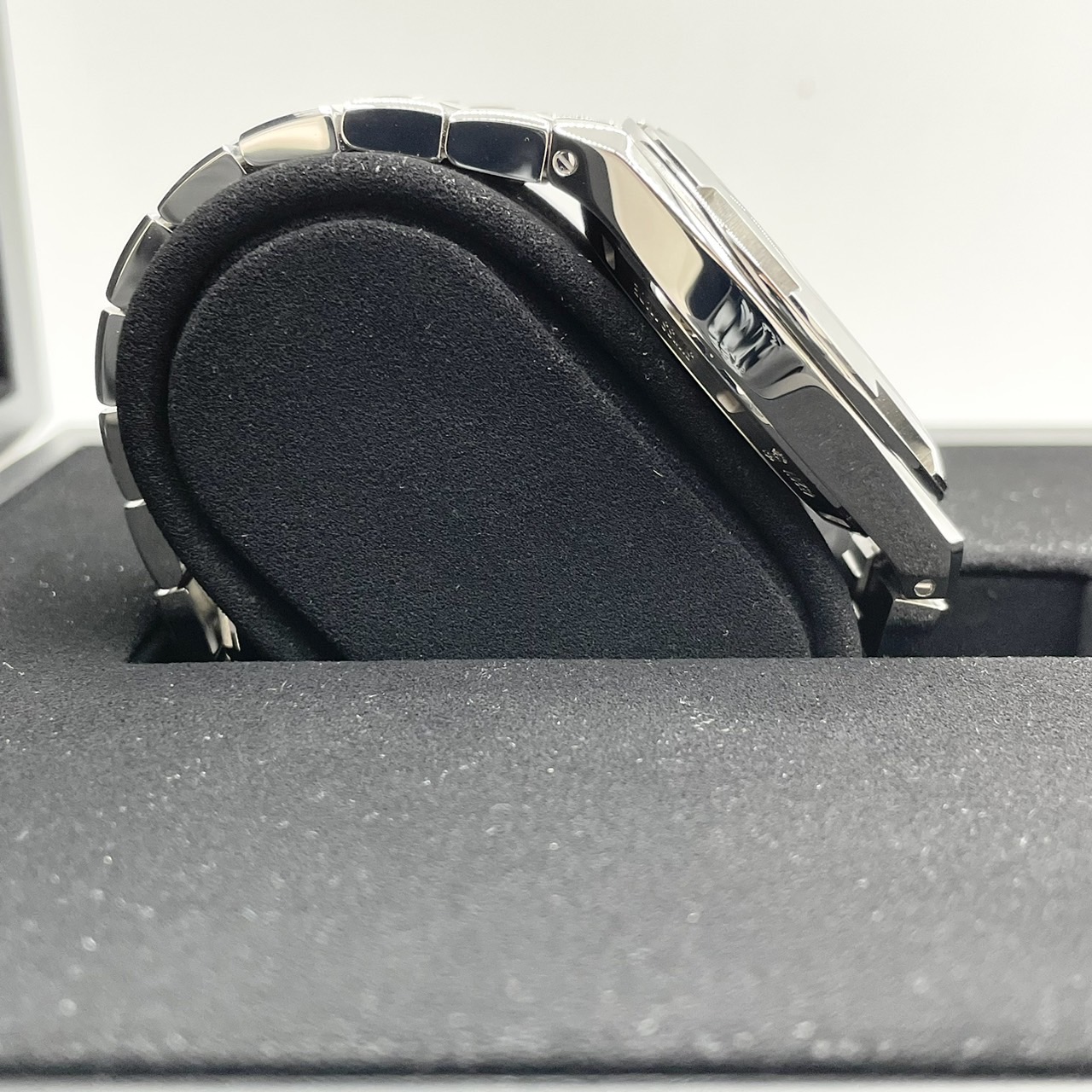 ����������󥳥󥹥��󥿥� ���������������� 4520V/210A-B128 ���ƥ�쥹�������� �֥롼 41mm