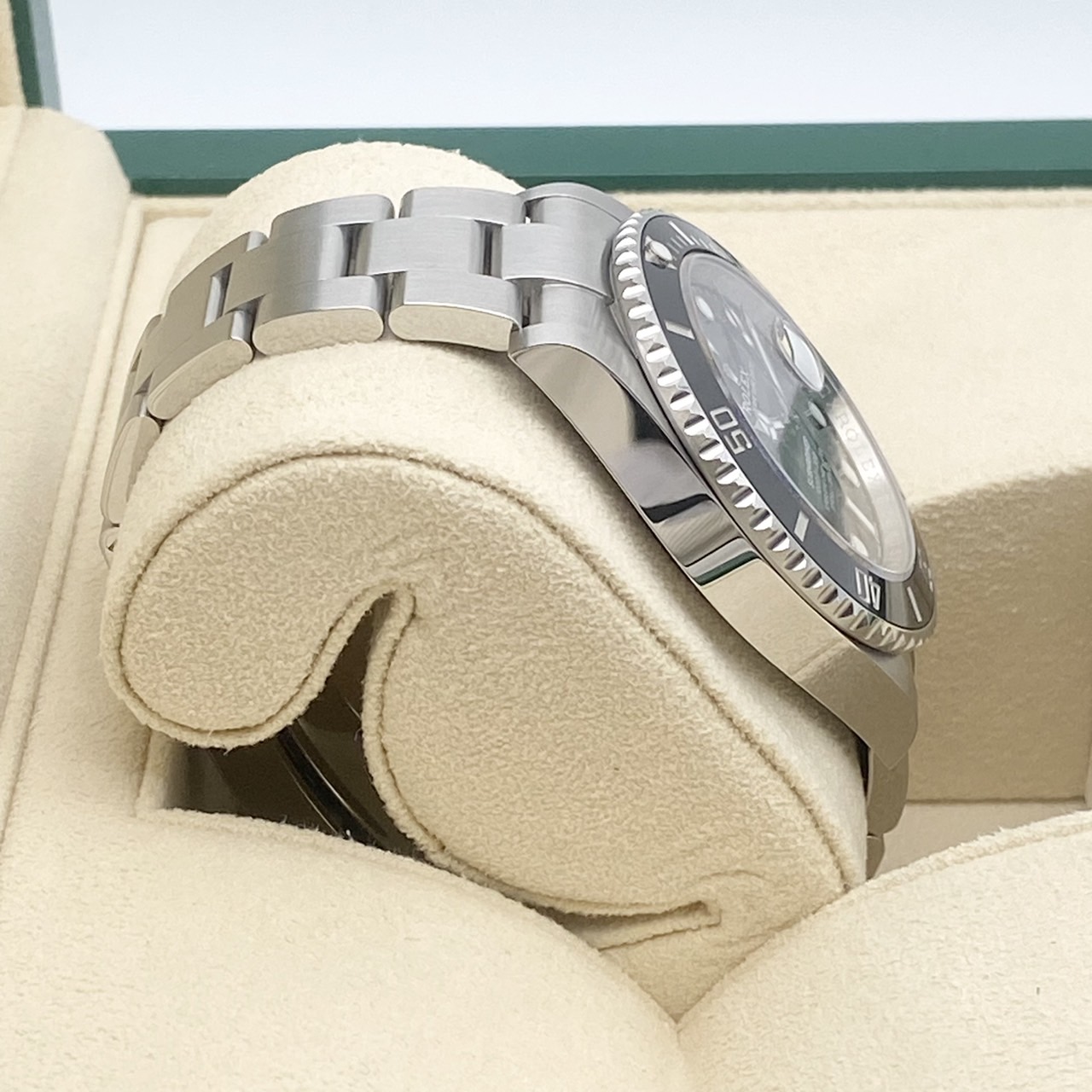 �ڸ��ꥭ���ڡ���ۥ���å��� ���֥ޥ꡼�ʥǥ��� 126610LN �֥�å� 41mm