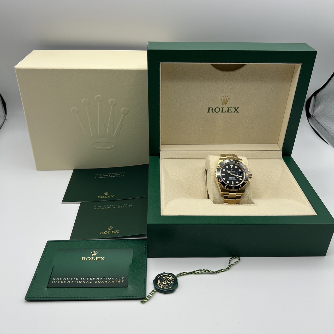 定価以下で販売中！】ロレックス サブマリーナデイト 126618LN