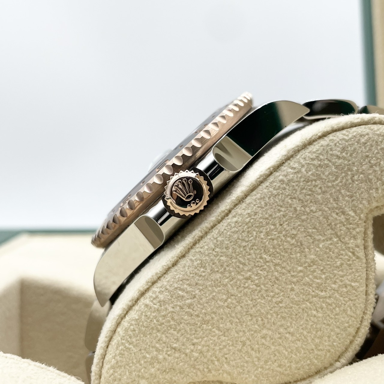 ��9��24���ޤǤ����䡪�ۥ���å��� GMT�ޥ�����II 126711CHNR �֥�å� 40mm