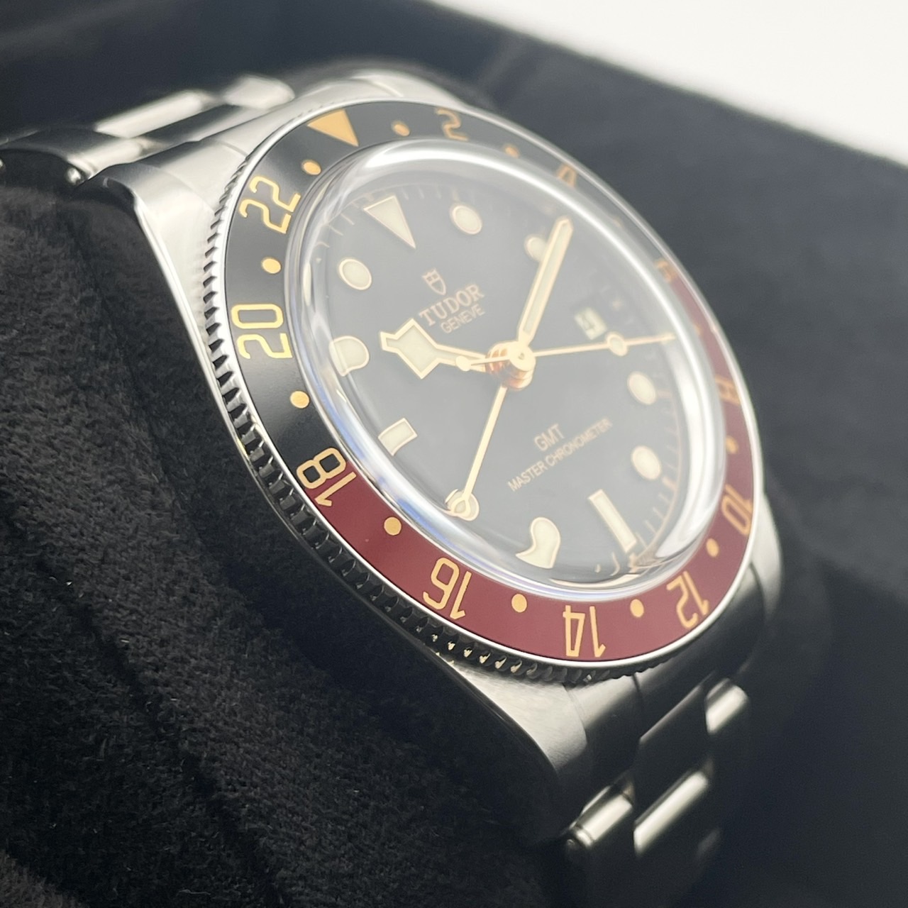 8/22ޤǸòۡ70ߡʲ䡪ۥ塼 ֥å٥ 58 GMT M7939G1A0NRU-001 ֥å 39mm