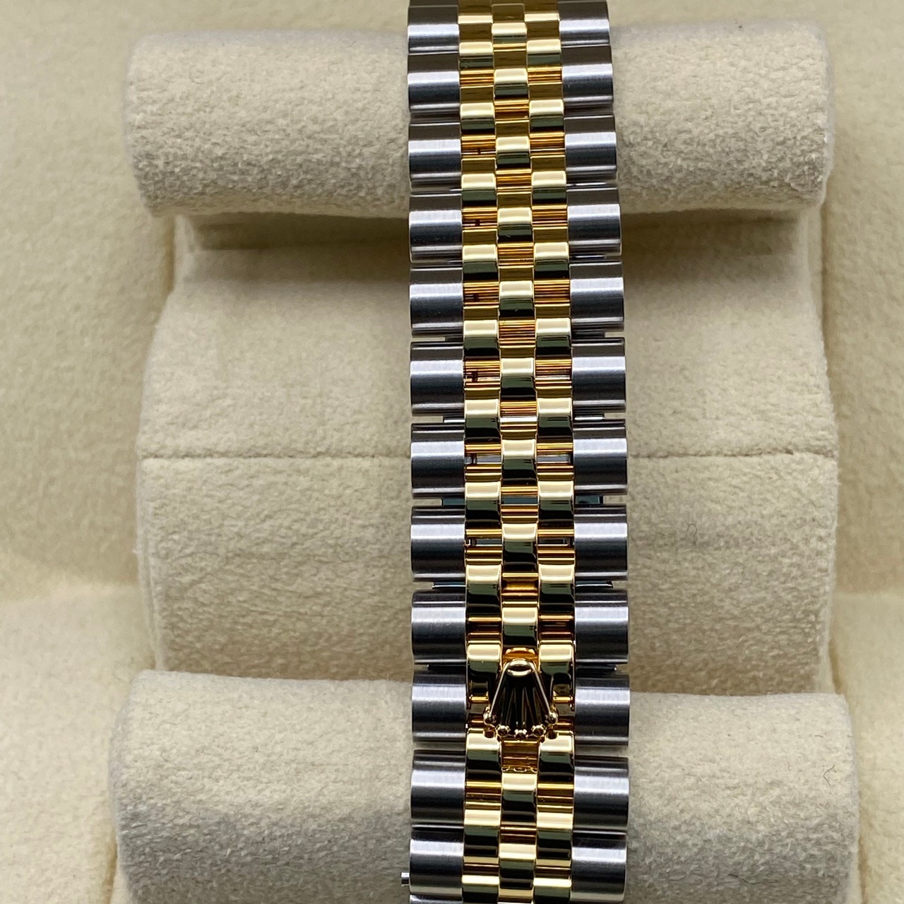 ロレックス デイトジャスト 278273 ブラックマザーオブパール