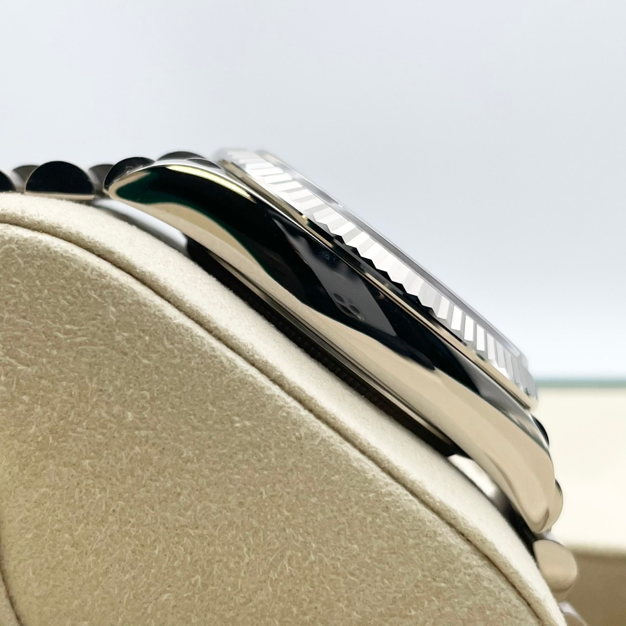 �ڸ����ò��ۡ�����ʲ��ۡ��ݾڽ�����2025ǯ12��ۥ���å��� �ǥ��ǥ��� 128239 �֥롼����֥� 10P������  �ۥ磻�ȥ������ 36mm