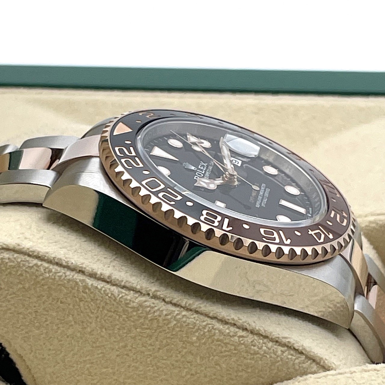 ����å��� GMT�ޥ�����II 126711CHNR �֥�å� ���ƥ�쥹��������ԥ󥯥������ �����������֥쥹��å� 40mm