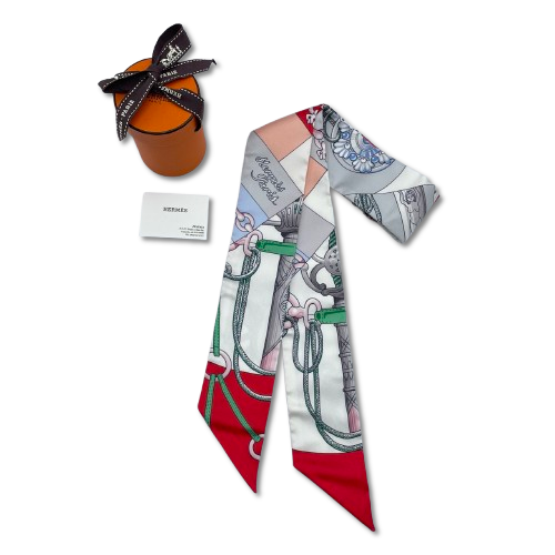 【美品・箱付き✨】エルメス　ツイリー　馬　シルク 100% 美品 HERMES エルメス スカーフ ツイリー シルク100% 馬 箱付き