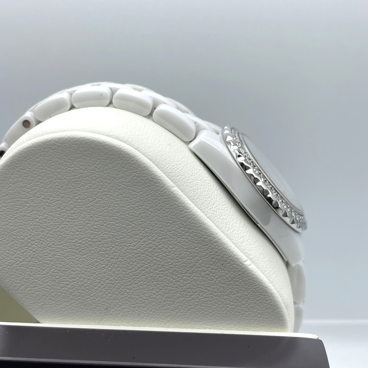 ͥ J12 H2572 ۥ磻ȥ ߥå 29MM