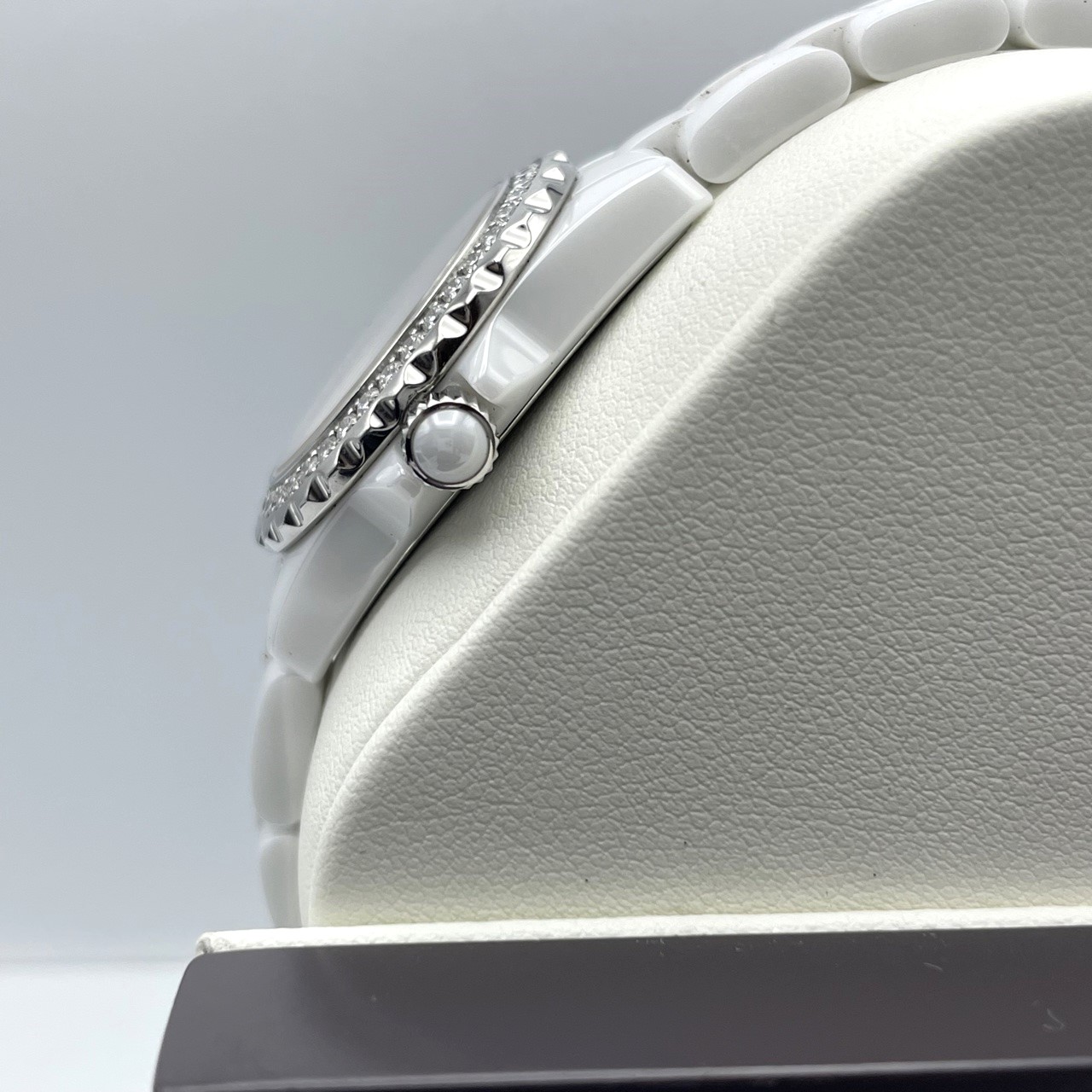 ͥ J12 H2572 ۥ磻ȥ ߥå 29MM