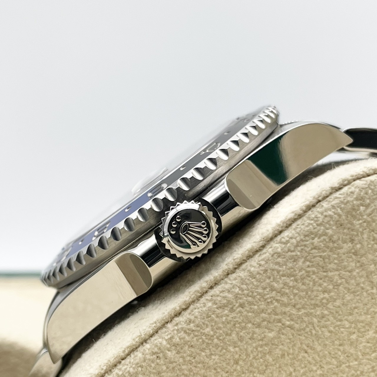 �ڿ��Ƥ����ò����ۥ���å��� GMT�ޥ�����II 126710BLNR �����������֥쥹��å� �֥�å� �Хåȥޥ� 40mm