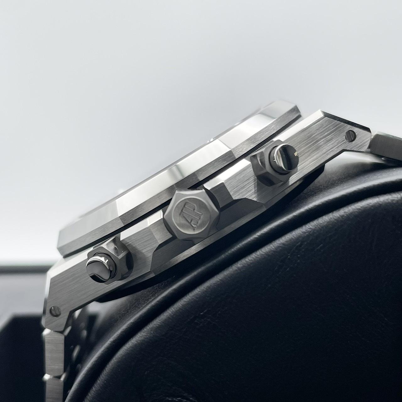 �ڽв��ξ��ʤ����ʸ��Ρۥ����ǥޥԥ� ������륪���� 26240ST.OO.1320ST.05 �֥롼 41mm