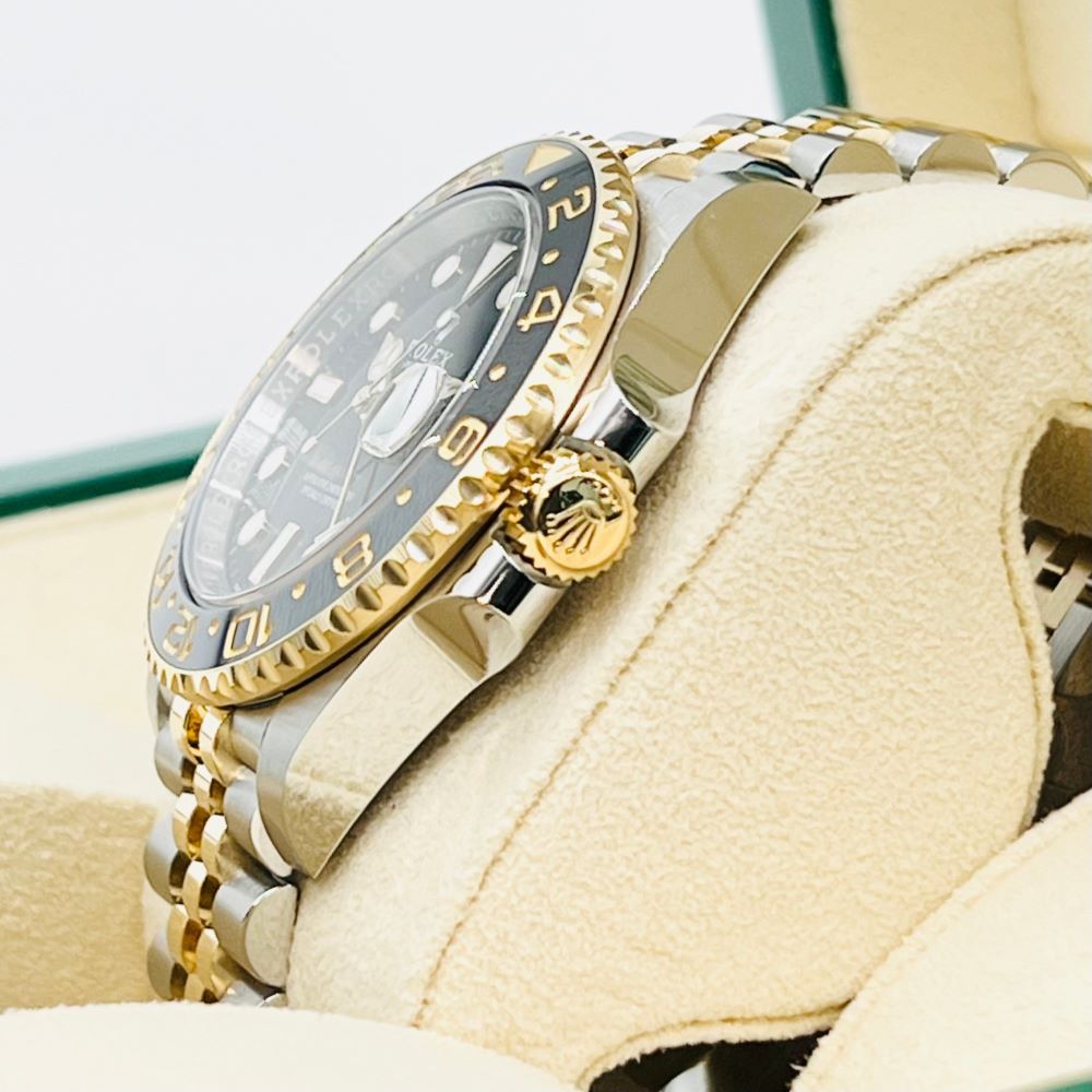 ��2023ǯ����ۥ���å��� GMT�ޥ�����II 126713GRNR 40mm