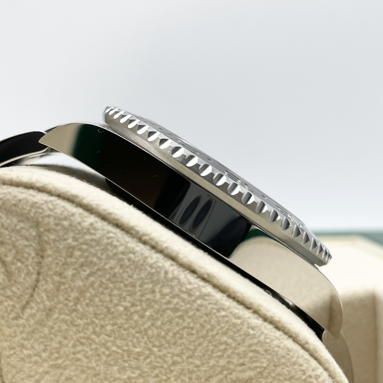 ��GW���̸����ò��ۥ���å��� GMT�ޥ�����II 126710GRNR �֥�å� �����������֥쥹 40mm