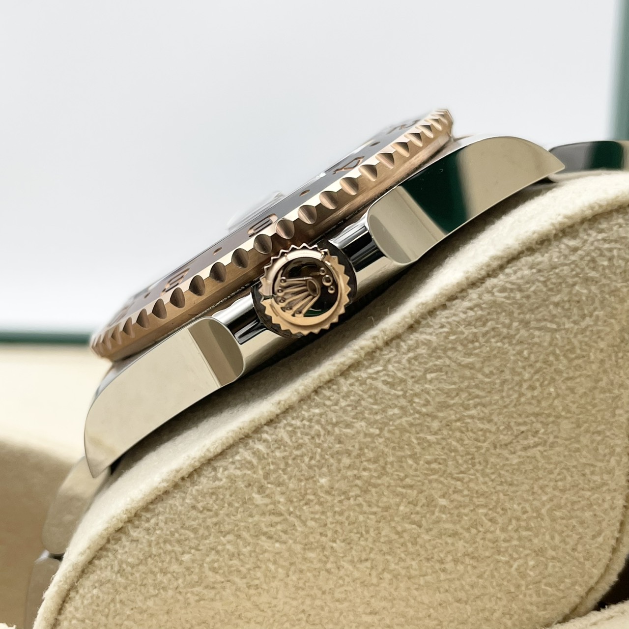 ���ݾڽ�Ȣ��°�ۥ���å��� GMT�ޥ�����II 126711CHNR �֥�å� 40mm