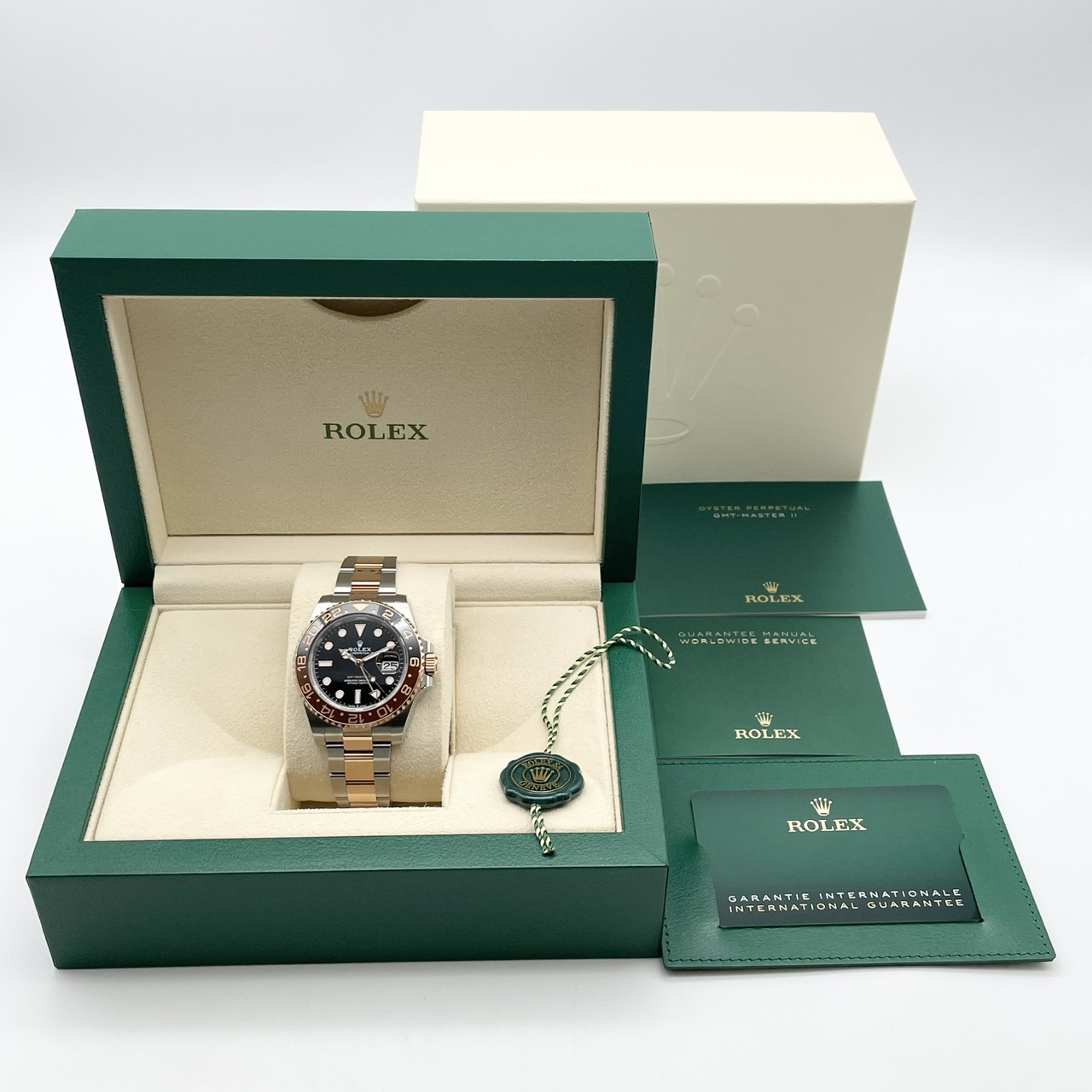 ���ݾڽ�Ȣ��°�ۥ���å��� GMT�ޥ�����II 126711CHNR �֥�å� 40mm