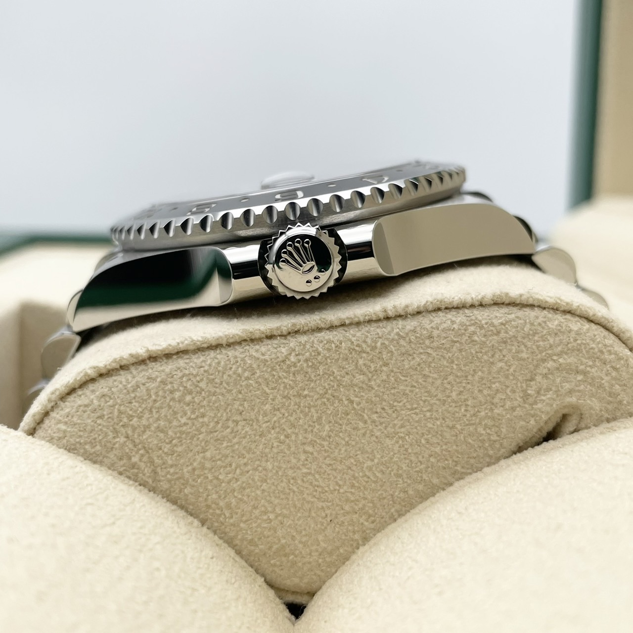 ��2024ǯ������ۥ���å��� GMT�ޥ�����II 126710GRNR �֥�å� 40mm