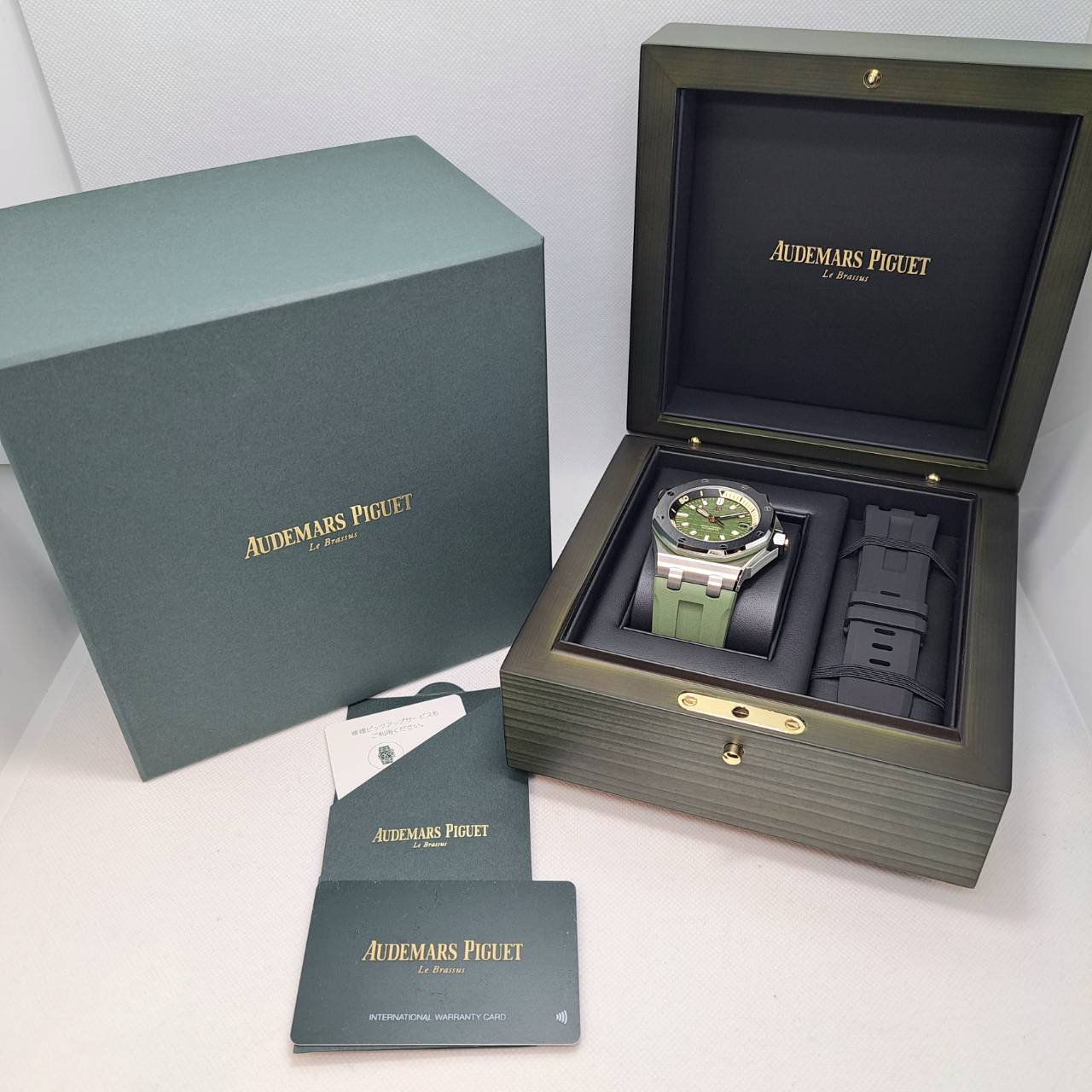 �����ǥޥԥ� ������� ������ ���ե��祢 15720ST.OO.A052CA.01